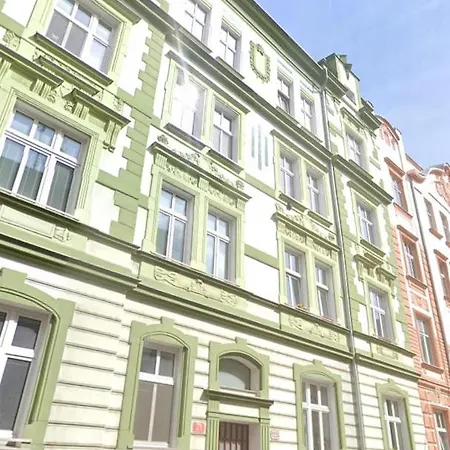 Flat بلزن